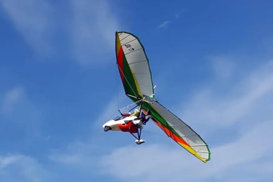 Полет с мото делтапланер до София - ваучер от Adventures