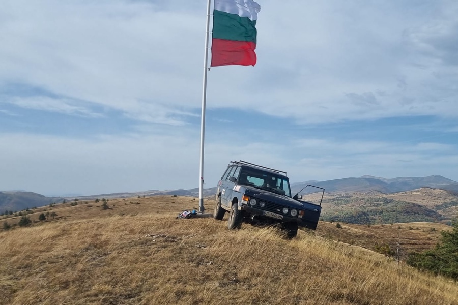 С джип в Понор планина