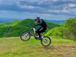 Електрически кросов мотор