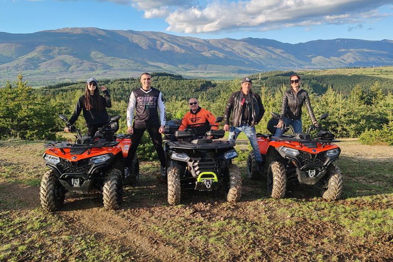 Офроуд каране на АТВ! ATV под наем - Adventures.bg