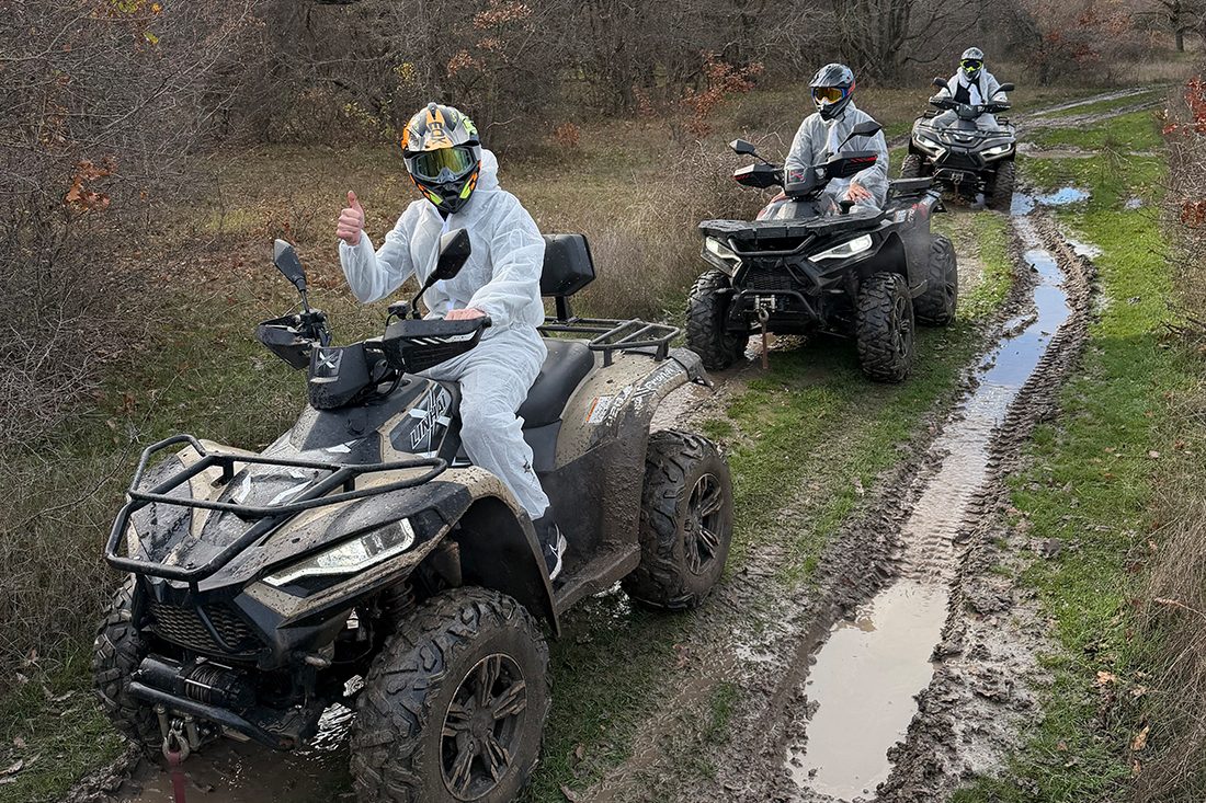 Кал, скорост и адреналин
