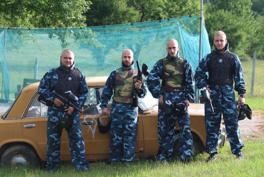 Събери отбора