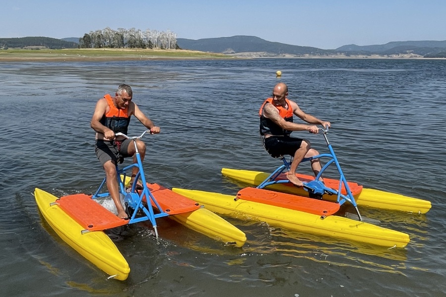 За теб и компания