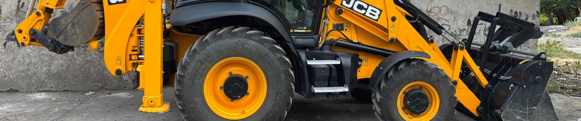 Управлявай багер JCB
