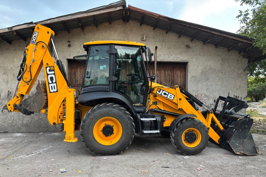 Багер JCB