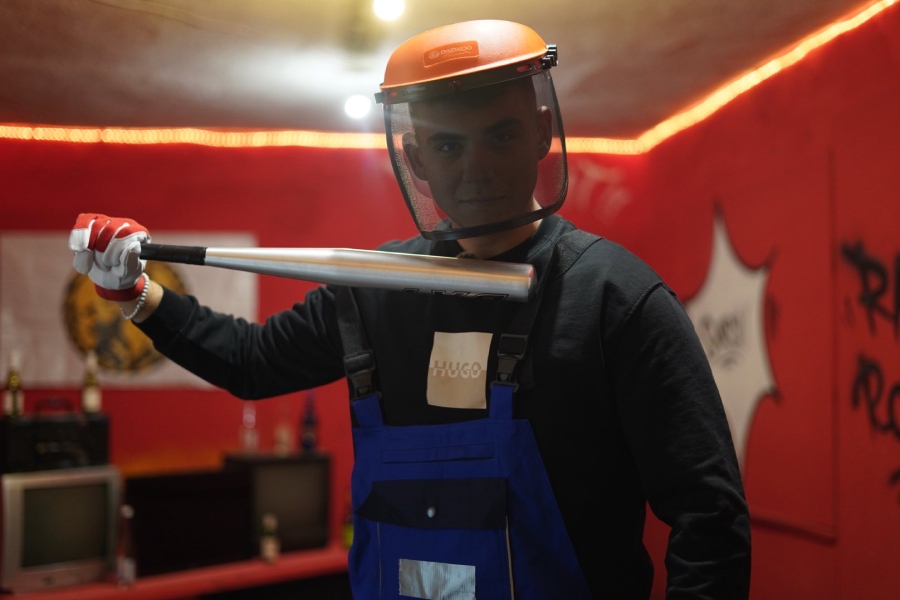 Стая за чупене