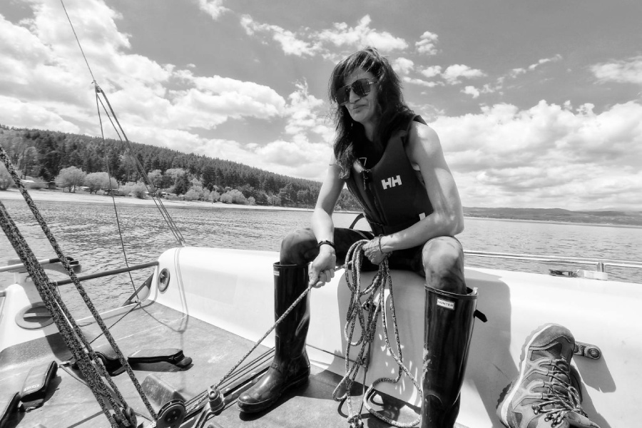 Приключение на яз. Искър