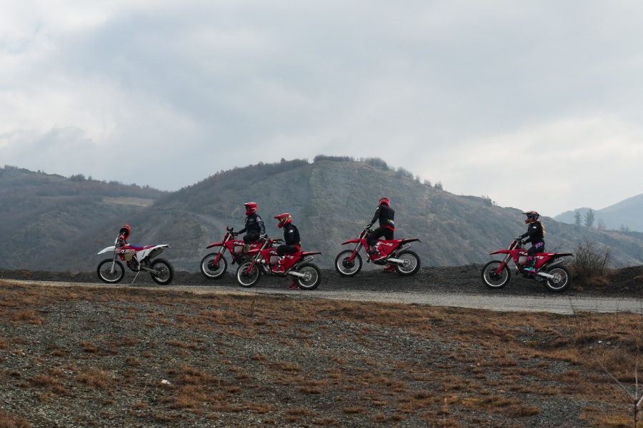 Мотори под наем